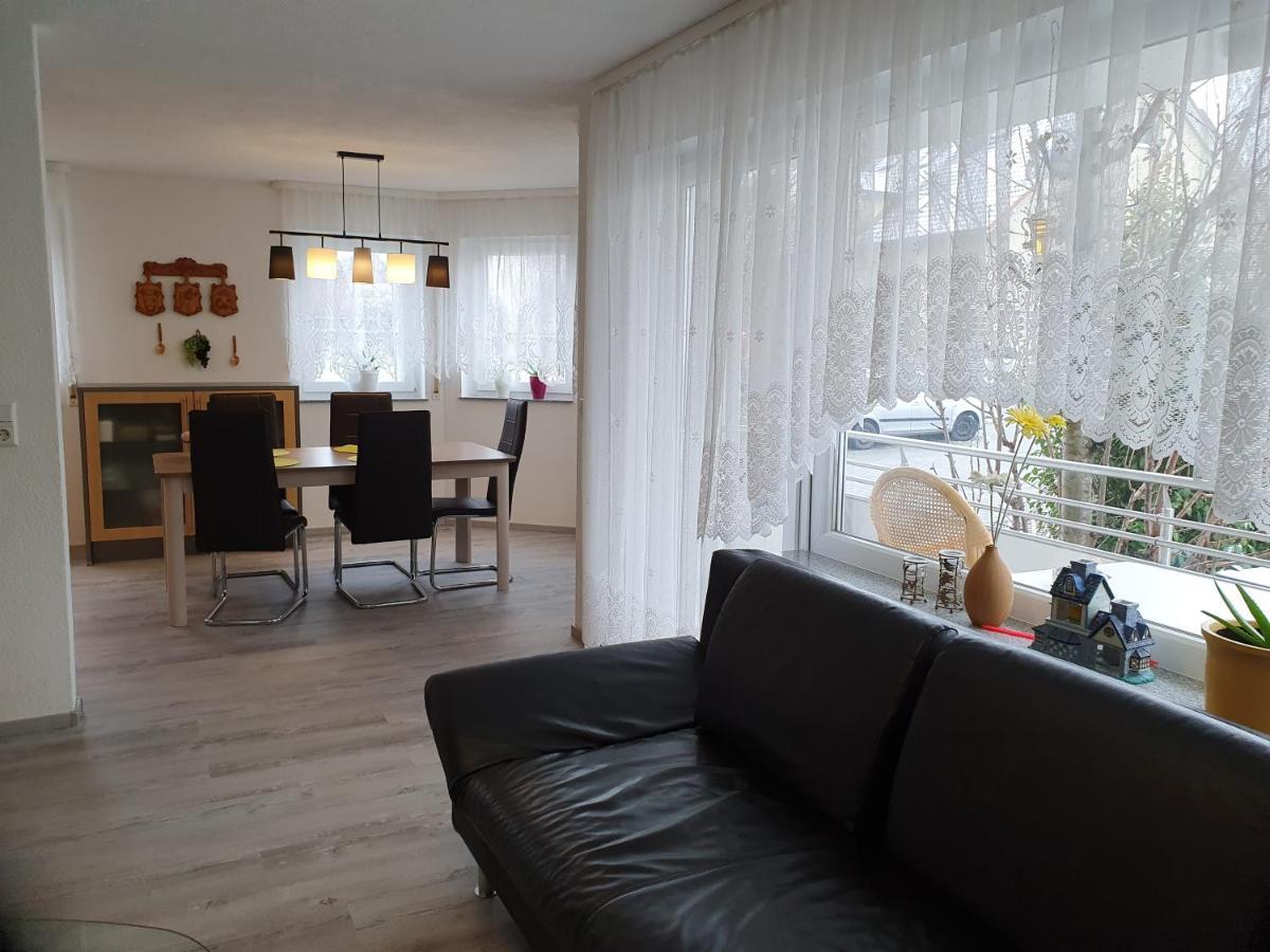 Ferienwohnung Vikolisa Bad Schonborn Exterior foto