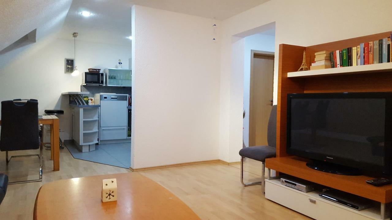 Ferienwohnung Vikolisa Bad Schonborn Exterior foto